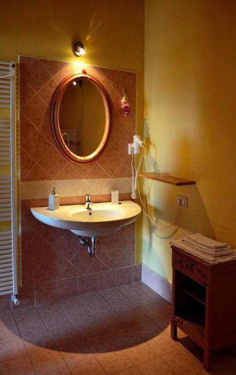 Agriturismo Dondino Cavriana Номер фото